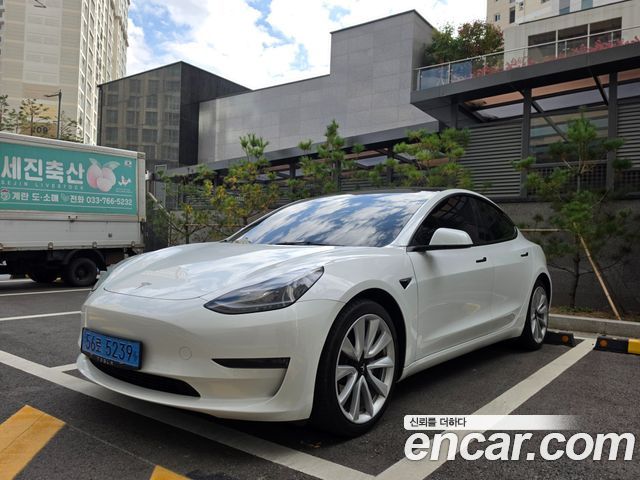 Tesla Model 3 2022 — photo 2