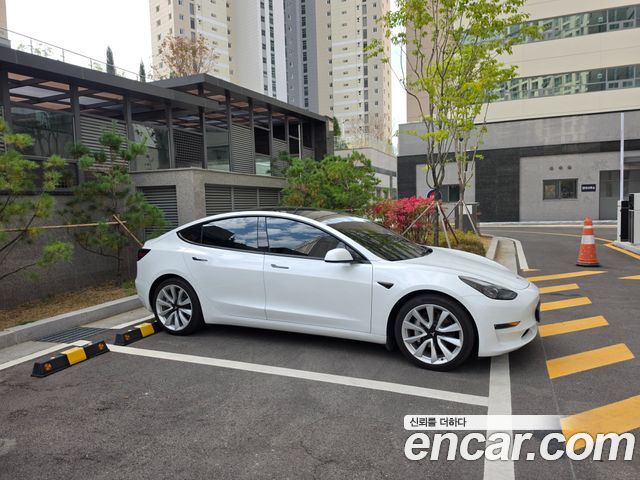 Tesla Model 3 2022 — photo 4