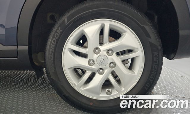 Hyundai Venue 2022 — photo 7