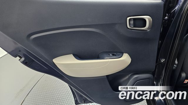 Hyundai Venue 2022 — photo 15