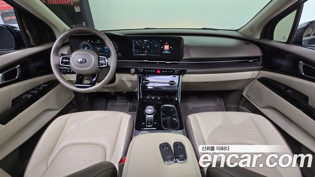 Kia Canival 2021 — photo 10