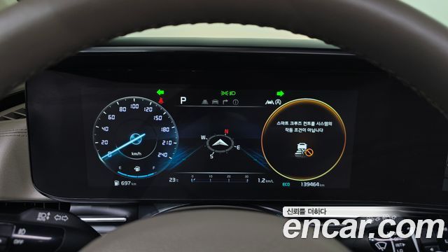 Kia Canival 2021 — photo 11