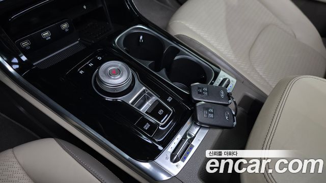 Kia Canival 2021 — photo 12