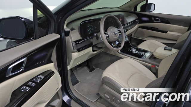 Kia Canival 2021 — photo 13
