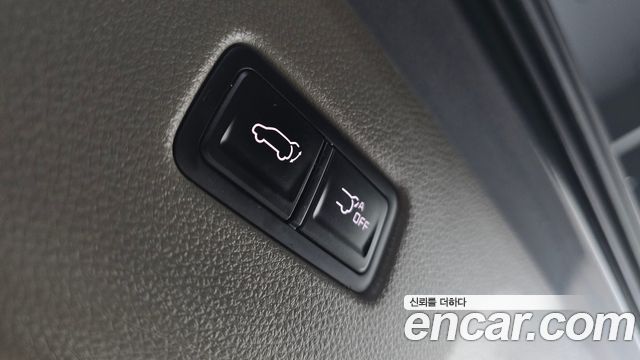 Kia Canival 2021 — photo 26