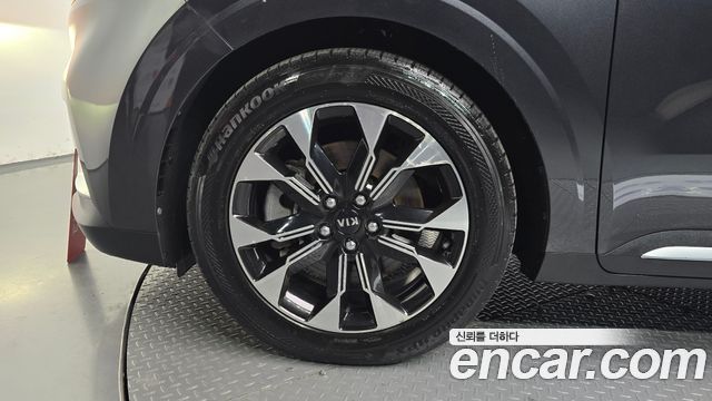 Kia Canival 2021 — photo 8