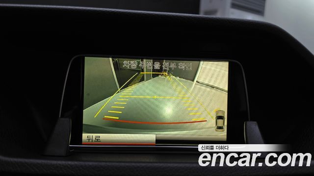 Mercedes-Benz E-Class 2014 — photo 20
