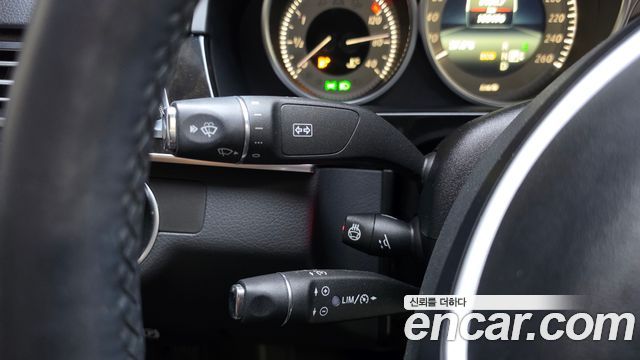Mercedes-Benz E-Class 2014 — photo 22
