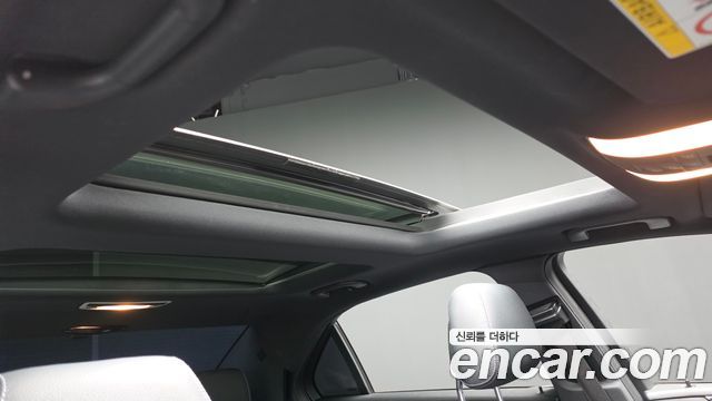 Mercedes-Benz E-Class 2014 — photo 25