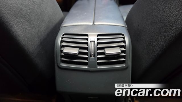 Mercedes-Benz E-Class 2014 — photo 29