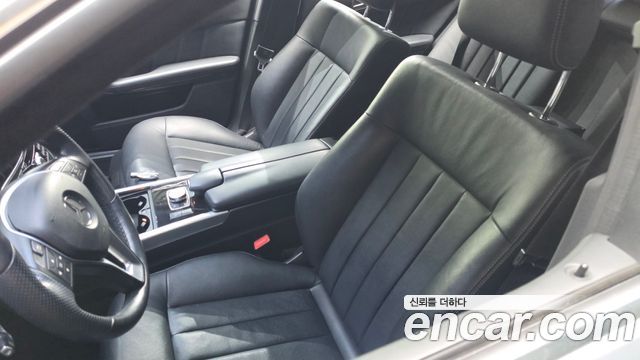 Mercedes-Benz E-Class 2014 — photo 31