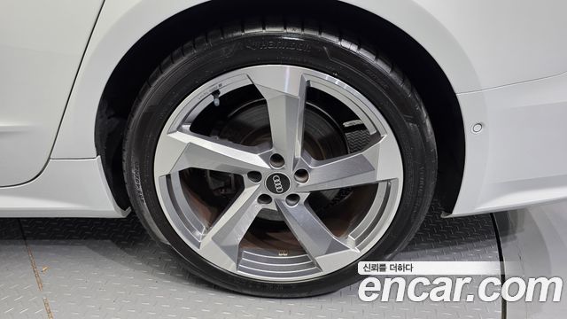 Audi A7 2022 — photo 5