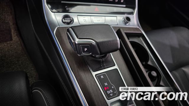 Audi A7 2022 — photo 9