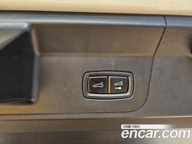 Porsche Panamera 2018 — photo 17