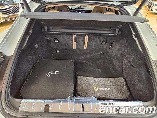 Porsche Panamera 2018 — photo 18
