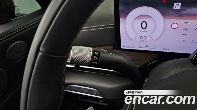 Genesis GV80 2024 — photo 36