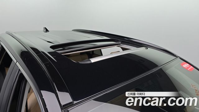 Toyota RAV4 2021 — photo 27