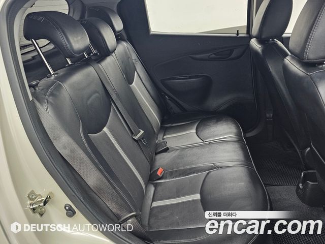 Chevrolet Korea Spark 2019 — photo 11