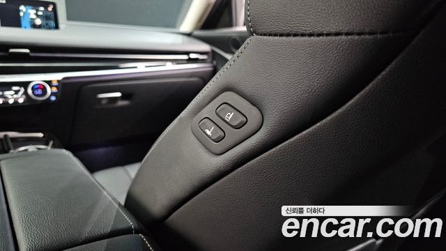 Genesis G80 2023 — photo 33