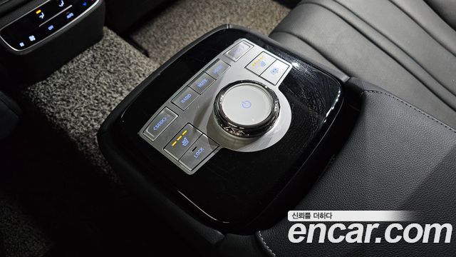 Genesis G80 2023 — photo 34