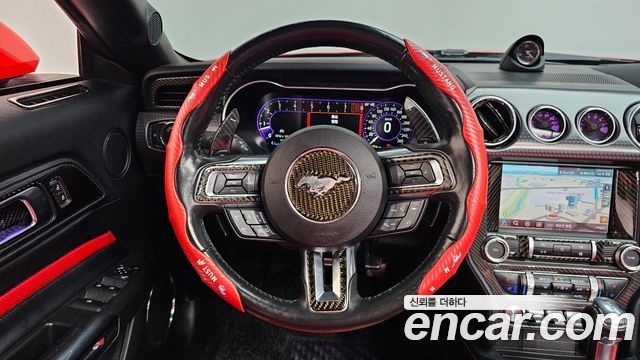 Ford Mustang 2020 — photo 14