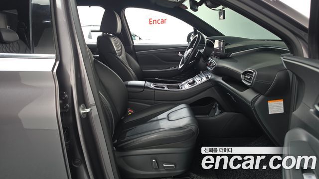 Hyundai Santafe 2022 — photo 16