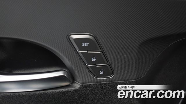 Hyundai Santafe 2022 — photo 31