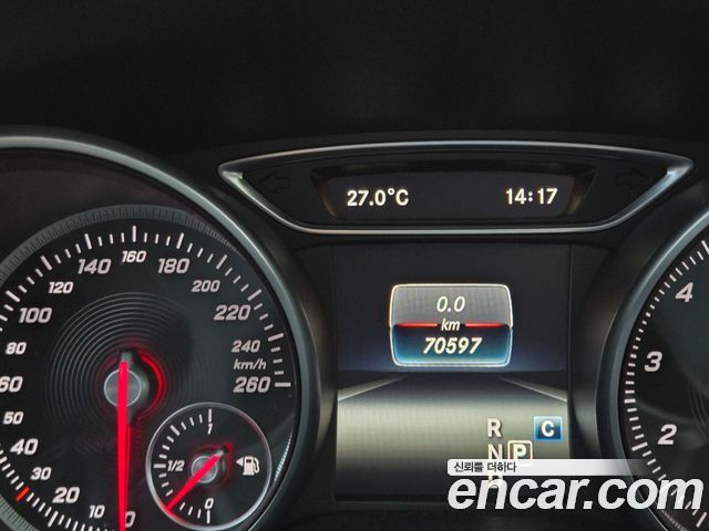Mercedes-Benz GLA-Class 2019 — photo 6