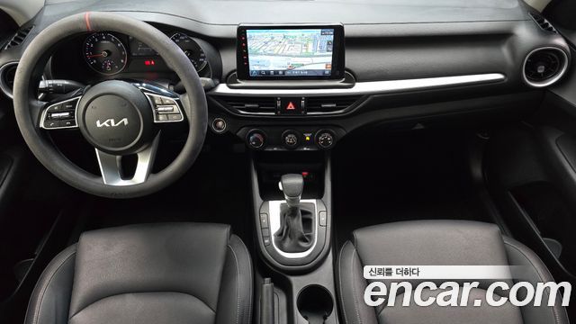 Kia K3 2023 — photo 10