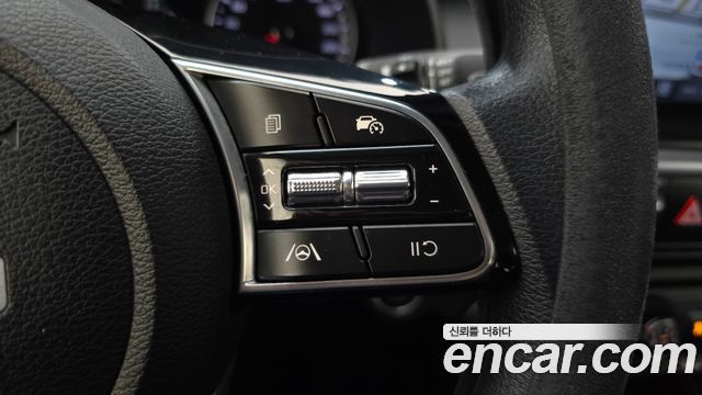 Kia K3 2023 — photo 24