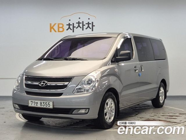 Hyundai Starex 2012 — photo 1
