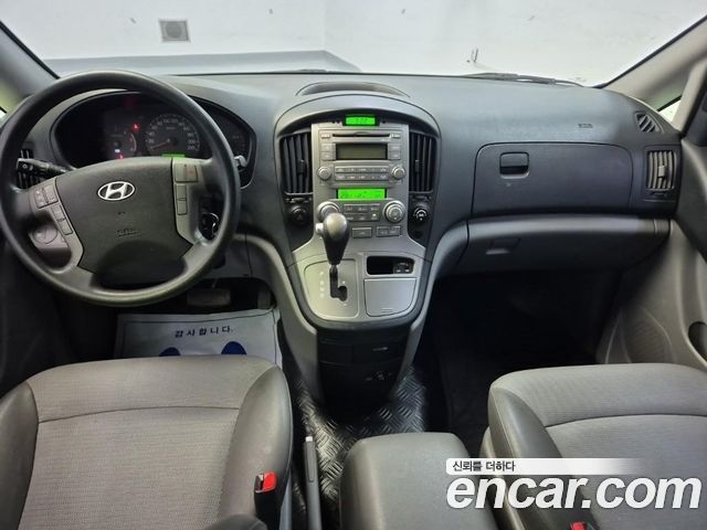 Hyundai Starex 2012 — photo 7
