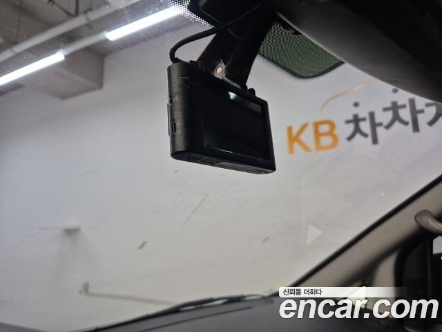 Hyundai Starex 2012 — photo 13