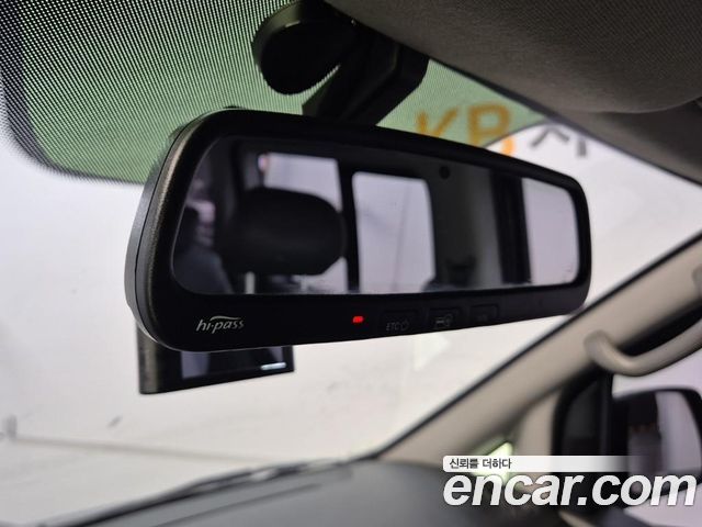 Hyundai Starex 2012 — photo 14