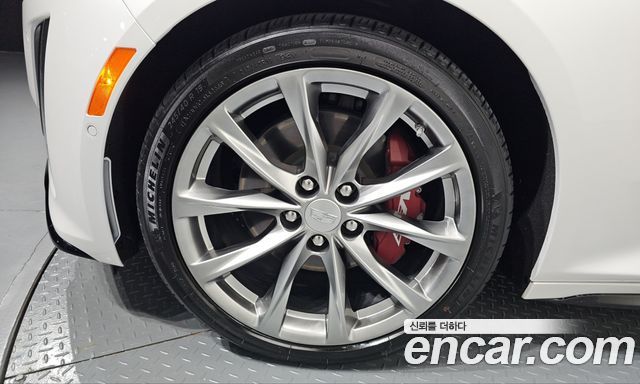 Cadillac CT5 2023 — photo 5