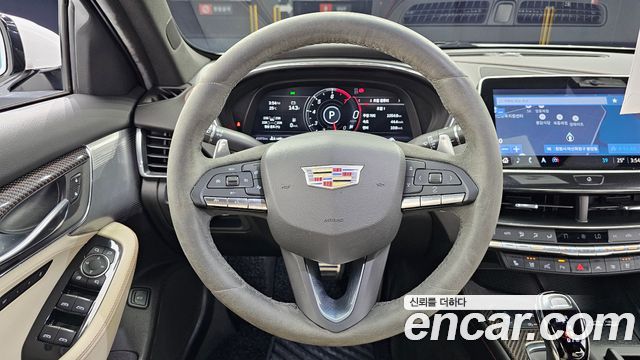 Cadillac CT5 2023 — photo 19