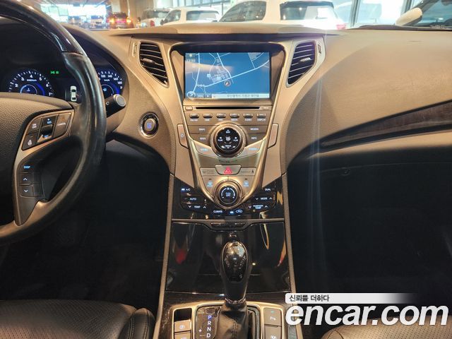 Hyundai Grandeur 2012 — photo 10