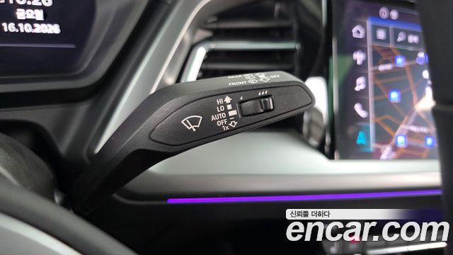 Audi Q4 e-tron 2023 — photo 27
