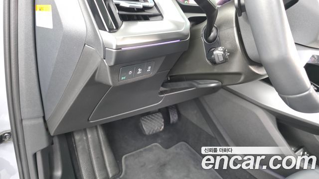 Audi Q4 e-tron 2023 — photo 30