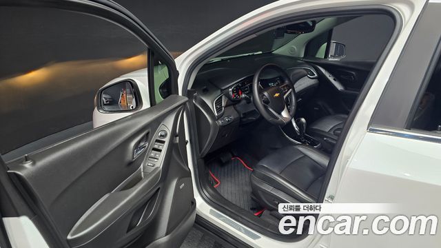 Chevrolet Korea Trax 2017 — photo 11
