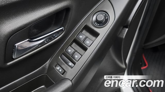 Chevrolet Korea Trax 2017 — photo 18