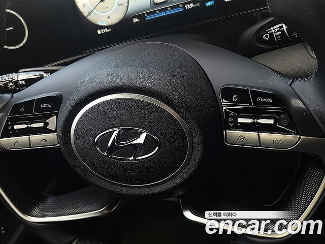 Hyundai AVANTE 2021 — photo 12