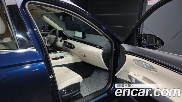 Genesis GV70 2023 — photo 17