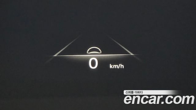 Genesis GV70 2023 — photo 24