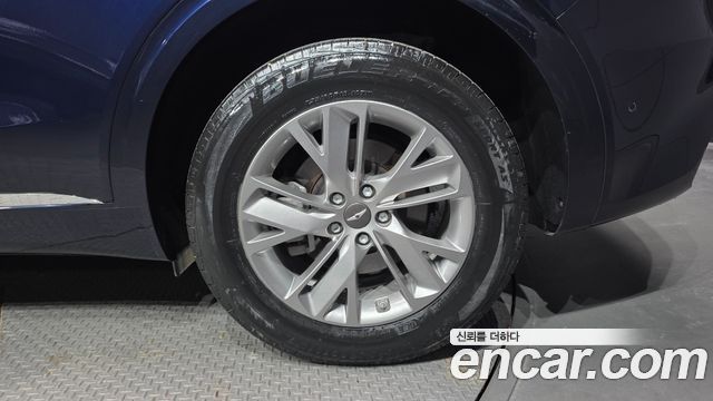 Genesis GV70 2023 — photo 7