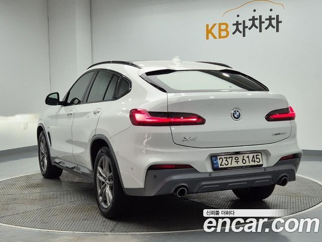 BMW X4 2021 — photo 2