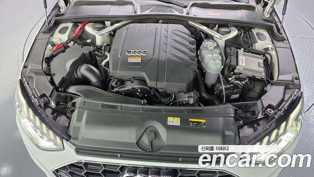 Audi A4 2021 — photo 6
