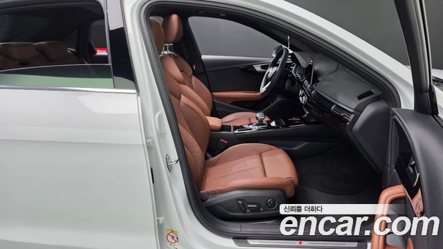 Audi A4 2021 — photo 11