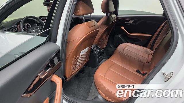 Audi A4 2021 — photo 12