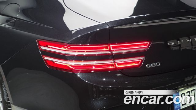 Genesis G80 2025 — photo 9